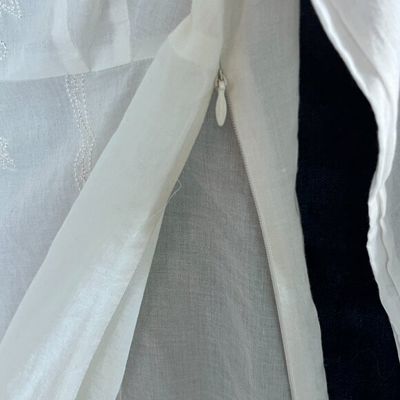 Ann Taylor Womens Top Size 4 Cream Boho Embroidered Semi Sheer V-Neck 3/4 Sleeve - Picture 4 of 11